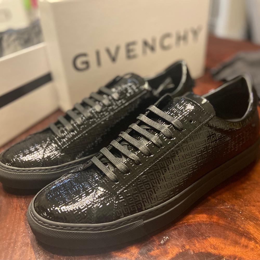 Men’s Givenchy Black Urban Street Sneaker-Size 12/45